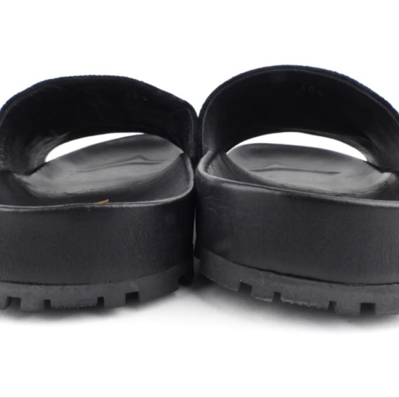 Prada Black and Red Printed Velvet Flip Flop Slip on Sandals - 40.5 - Picture 4 of 5